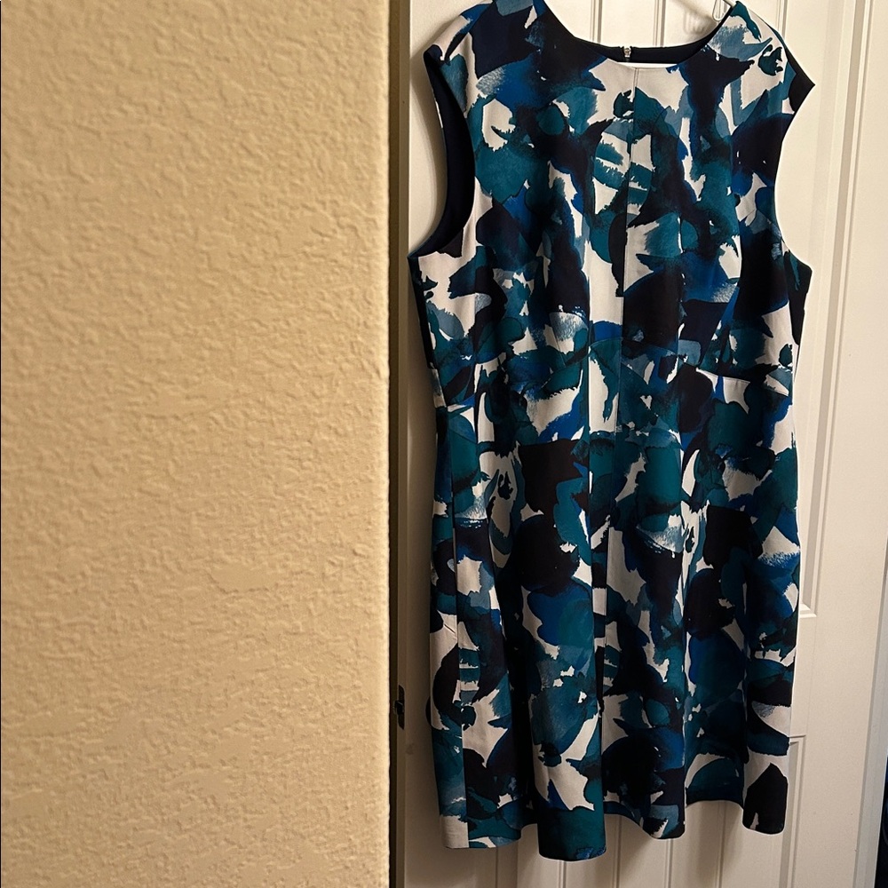 Vince Camuto Size 20W